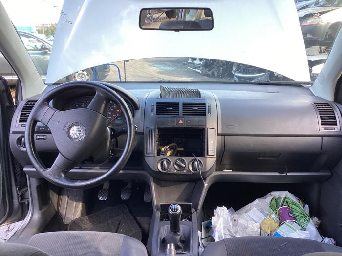Volkswagen Polo IV 1.4 16V Salvage vehicle (2008, Gray)