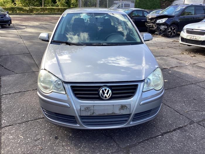 Volkswagen Polo IV 1.4 16V Salvage vehicle (2008, Gray)