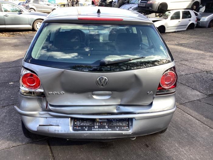 Volkswagen Polo IV 1.4 16V Salvage vehicle (2008, Gray)