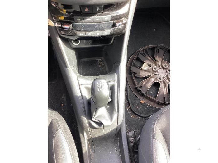 Peugeot 208 I 1.2 Vti 12V PureTech 82 Schrottauto (2014, Schwarz)