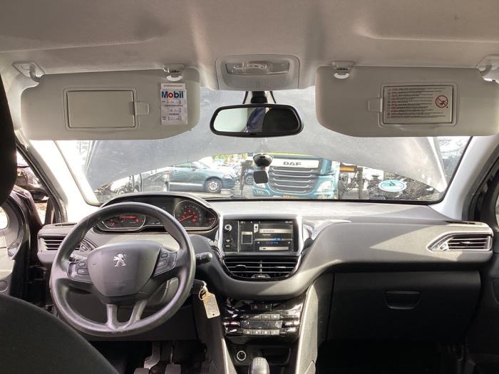 Peugeot 208 I 1.2 Vti 12V PureTech 82 Schrottauto (2014, Schwarz)