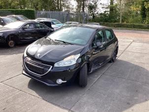 Peugeot 208 I 1.2 Vti 12V PureTech 82  (Rozbiórka)