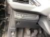 Peugeot 208 I 1.2 Vti 12V PureTech 82 Schrottauto (2014, Schwarz)
