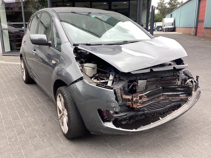 Kia Venga 1.4 CVVT 16V Salvage vehicle (2011, Gray)