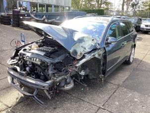 Volkswagen Passat Variant 3.2 FSI V6 32V 4Motion  (Rozbiórka)