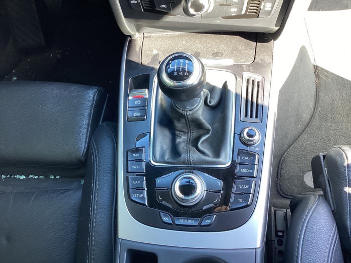 Audi A4 Avant 1.8 TFSI 16V Épave (2013, Noir)