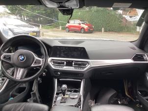 BMW 3 serie 320d 2.0 TwinPower Turbo 16V Épave (2019, Gris)