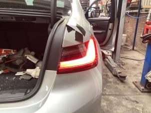 BMW 3 serie 320d 2.0 TwinPower Turbo 16V Épave (2019, Gris)