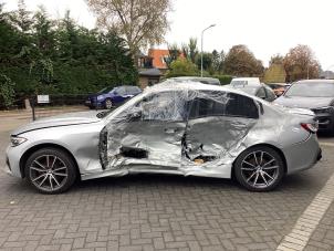 BMW 3 serie 320d 2.0 TwinPower Turbo 16V Épave (2019, Gris)