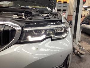 BMW 3 serie 320d 2.0 TwinPower Turbo 16V Épave (2019, Gris)