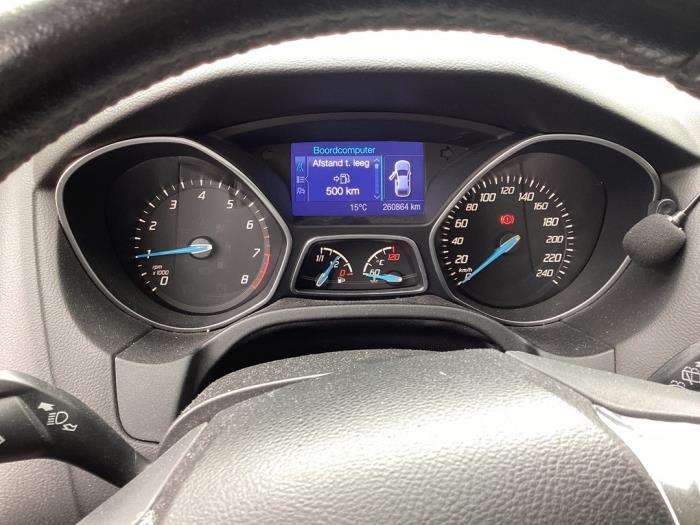 Ford Focus 3 Wagon 1.0 Ti-VCT EcoBoost 12V 125 Schrottauto (2013, Grau)