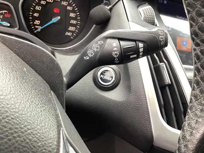 Ford Focus 3 Wagon 1.0 Ti-VCT EcoBoost 12V 125 Schrottauto (2013, Grau)