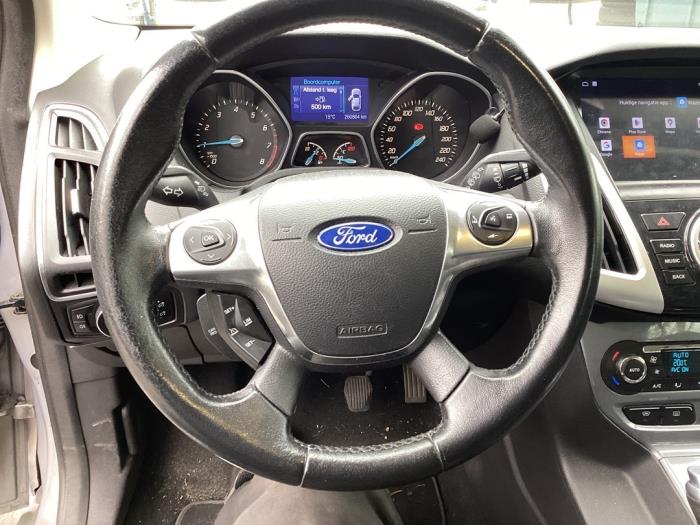 Ford Focus 3 Wagon 1.0 Ti-VCT EcoBoost 12V 125 Schrottauto (2013, Grau)