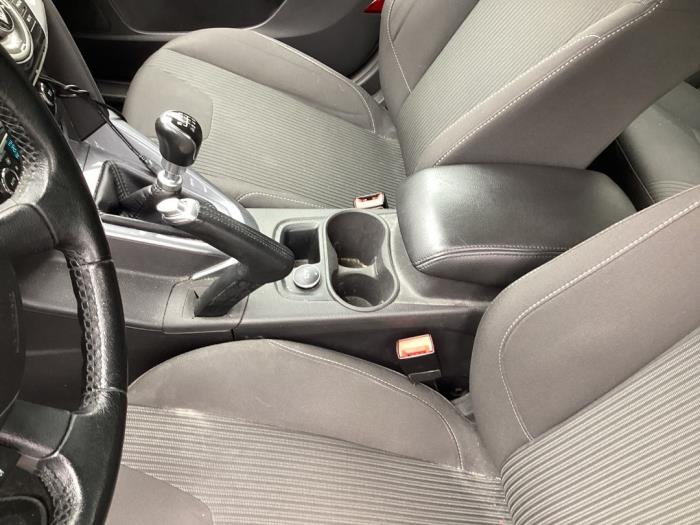 Ford Focus 3 Wagon 1.0 Ti-VCT EcoBoost 12V 125 Schrottauto (2013, Grau)