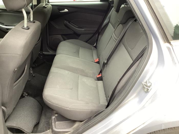 Ford Focus 3 Wagon 1.0 Ti-VCT EcoBoost 12V 125 Schrottauto (2013, Grau)