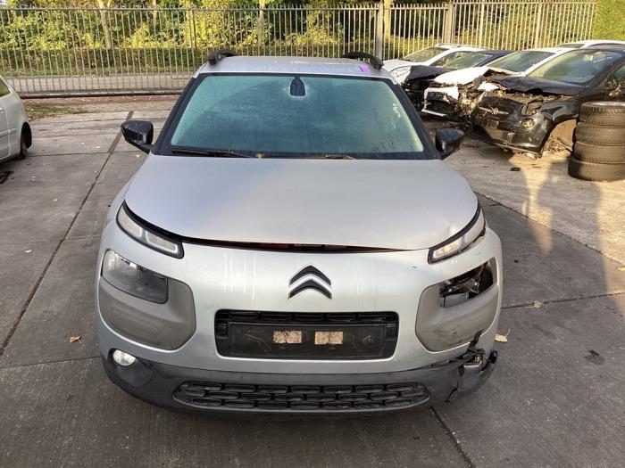 Citroen C4 Cactus 1.2 PureTech 82 12V Épave (2014, Gris)