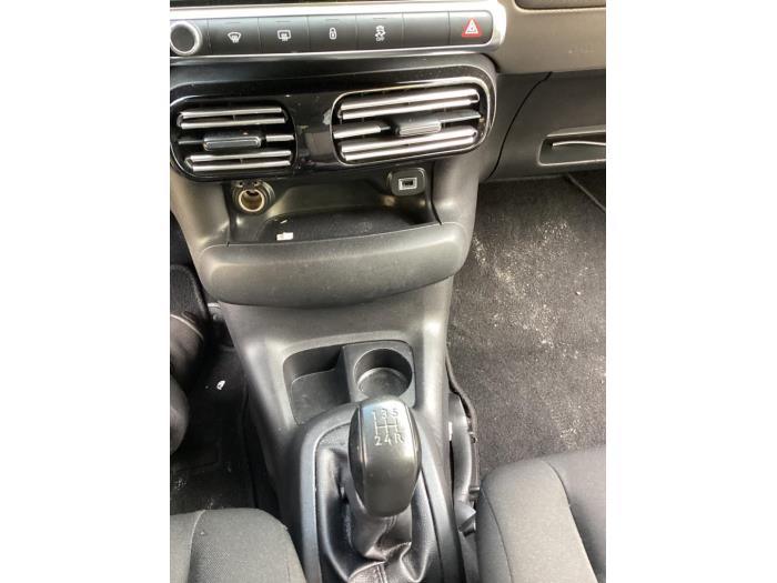 Citroen C4 Cactus 1.2 PureTech 82 12V Épave (2014, Gris)