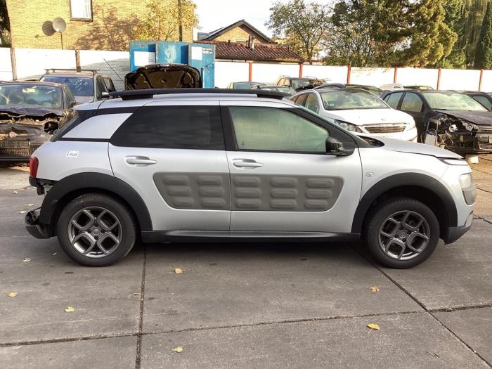 Citroen C4 Cactus 1.2 PureTech 82 12V Épave (2014, Gris)