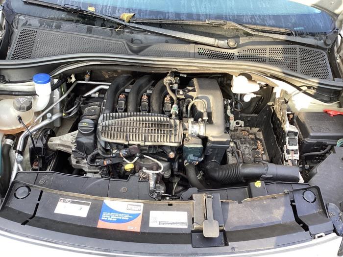 Citroen C4 Cactus 1.2 PureTech 82 12V Épave (2014, Gris)