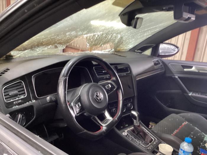 Volkswagen Golf VII 2.0 GTI 16V Performance Package Skrotfordon (2019, ZWART)