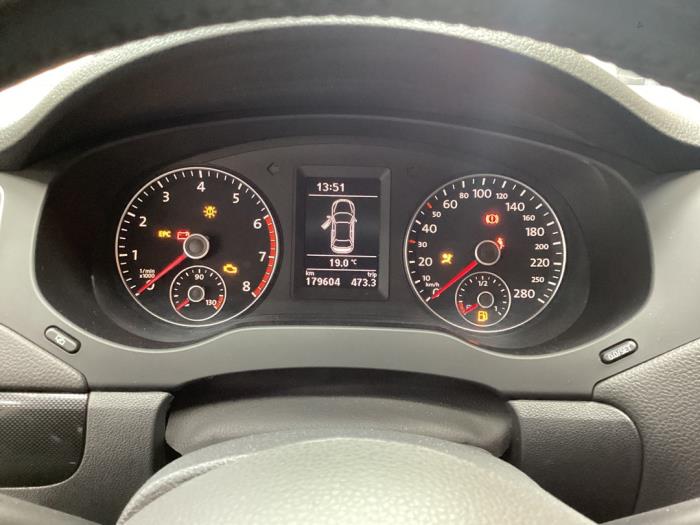 Volkswagen Jetta IV 1.2 TSI Épave (2011, Gris)