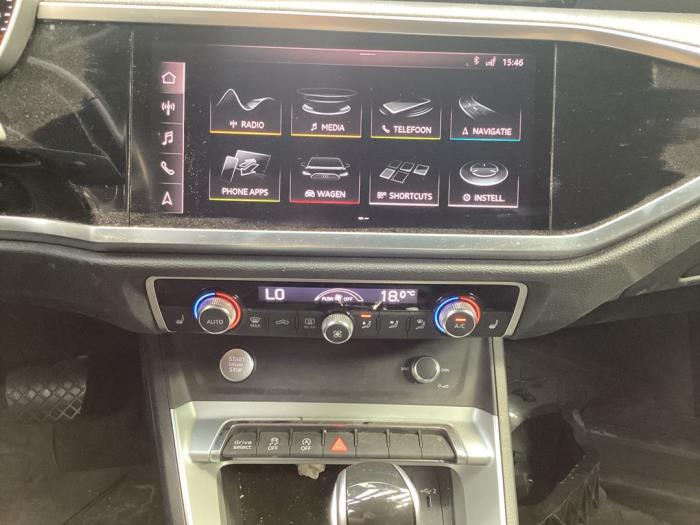 Audi Q3 1.5 35 TFSI 16V Salvage vehicle (2019, Gray)