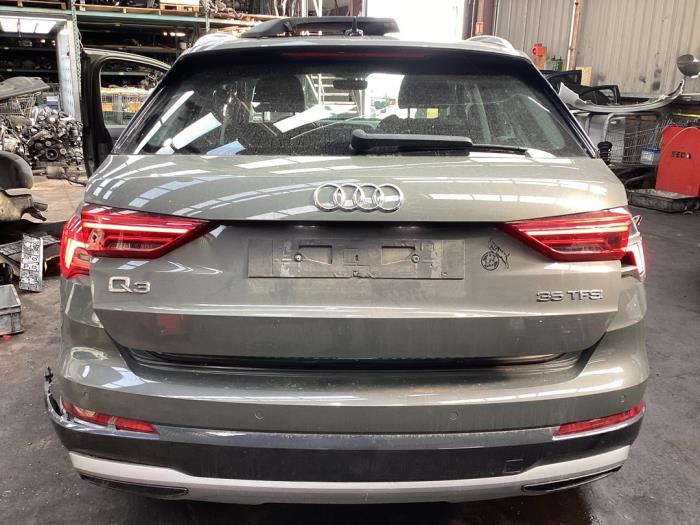 Audi Q3 1.5 35 TFSI 16V Salvage vehicle (2019, Gray)