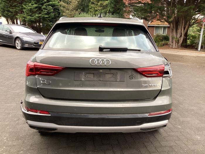 Audi Q3 1.5 35 TFSI 16V Salvage vehicle (2019, Gray)