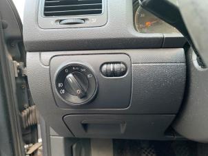 Volkswagen Golf V 1.4 16V Épave (2005, Gris)