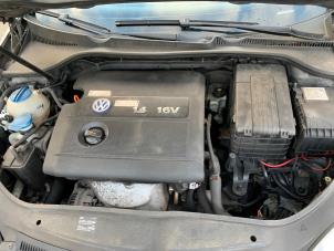 Volkswagen Golf V 1.4 16V Épave (2005, Gris)