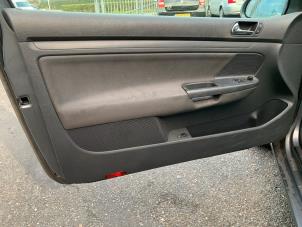 Volkswagen Golf V 1.4 16V Épave (2005, Gris)