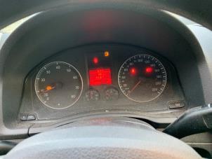 Volkswagen Golf V 1.4 16V Épave (2005, Gris)