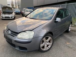 Volkswagen Golf V 1.4 16V Épave (2005, Gris)