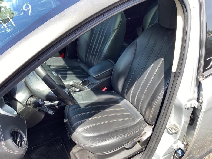 Lancia Delta 1.4 T-Jet 16V 150 Vehículo de desguace (2010, Gris)