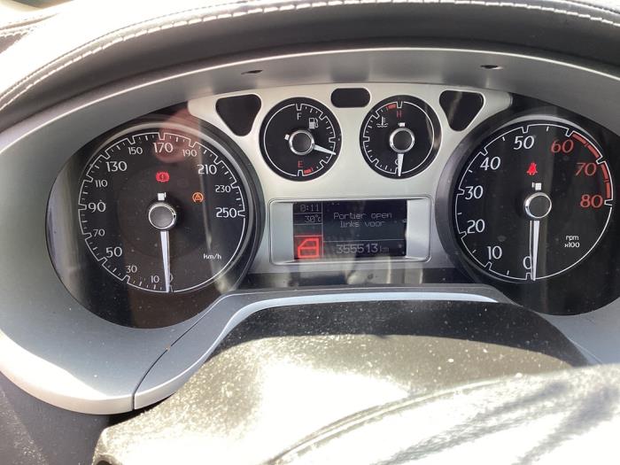 Lancia Delta 1.4 T-Jet 16V 150 Vehículo de desguace (2010, Gris)