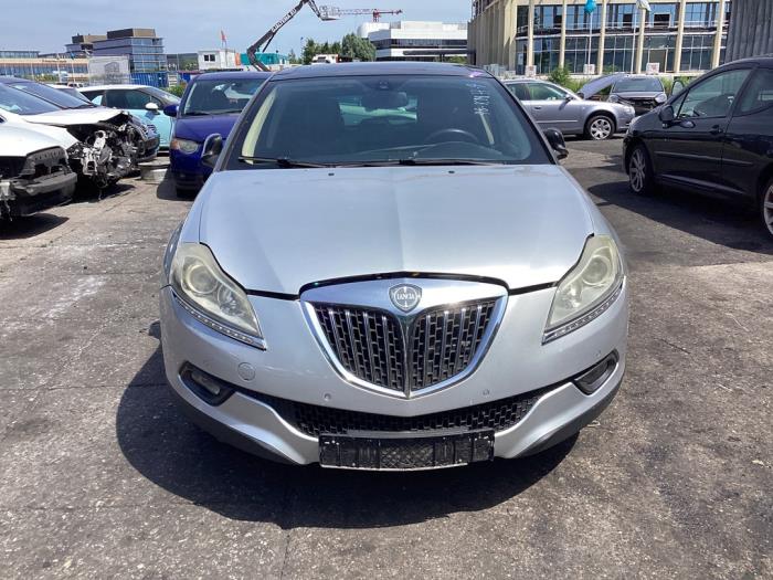 Lancia Delta 1.4 T-Jet 16V 150 Vehículo de desguace (2010, Gris)