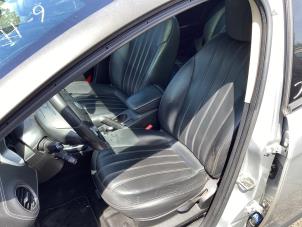 Lancia Delta 1.4 T-Jet 16V 150 Vehículo de desguace (2010, Gris)