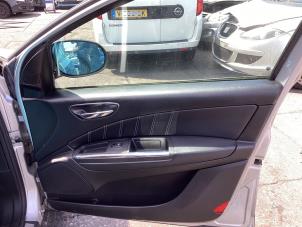 Lancia Delta 1.4 T-Jet 16V 150 Vehículo de desguace (2010, Gris)