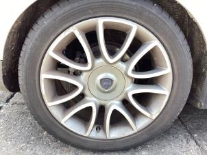 Lancia Delta 1.4 T-Jet 16V 150 Vehículo de desguace (2010, Gris)