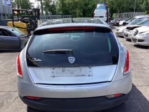 Lancia Delta 1.4 T-Jet 16V 150 Vehículo de desguace (2010, Gris)
