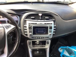 Lancia Delta 1.4 T-Jet 16V 150 Vehículo de desguace (2010, Gris)