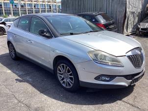 Lancia Delta 1.4 T-Jet 16V 150 Vehículo de desguace (2010, Gris)