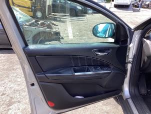 Lancia Delta 1.4 T-Jet 16V 150 Vehículo de desguace (2010, Gris)