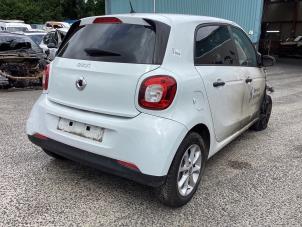 Smart Forfour 1.0 12V Samochód złomowany (2018, Bialy)
