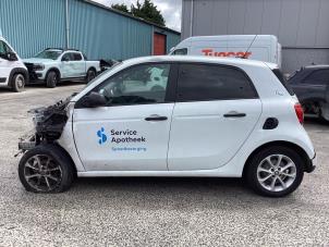 Smart Forfour 1.0 12V Samochód złomowany (2018, Bialy)