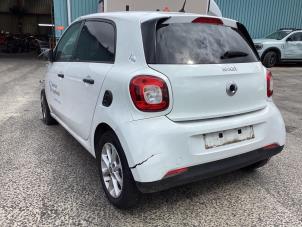 Smart Forfour 1.0 12V Samochód złomowany (2018, Bialy)
