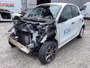 Smart Forfour 1.0 12V Samochód złomowany (2018, Bialy)