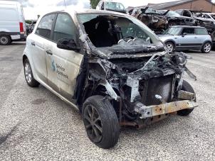 Smart Forfour 1.0 12V Samochód złomowany (2018, Bialy)