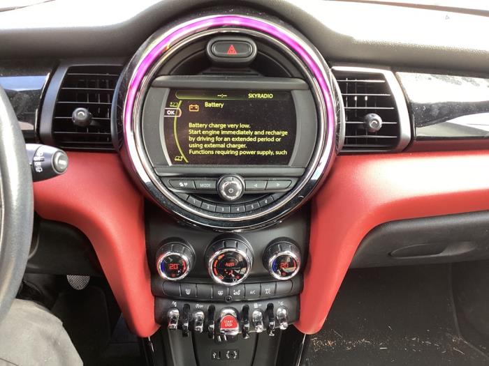 Mini Mini 1.5 12V Cooper Coche dañado (2016, Rojo)