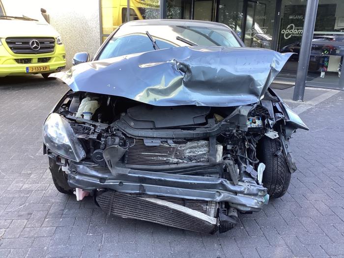 Volvo V40 1.6 D2 Vehículo de desguace (2013, Gris)